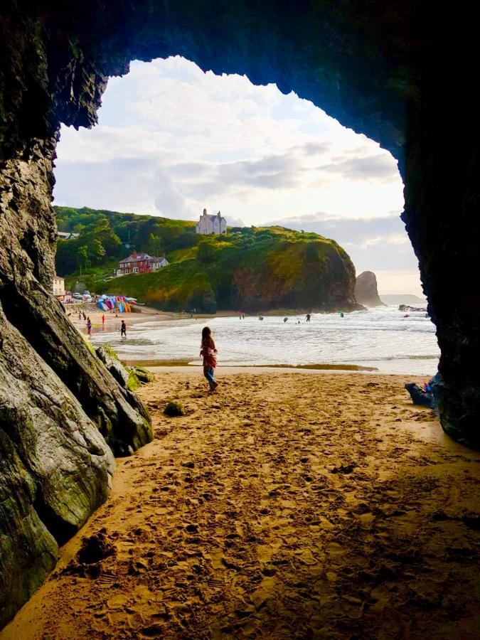 Wild Coastal Retreat At Troed Y Rhiw Aberporth, West Wales Exterior foto
