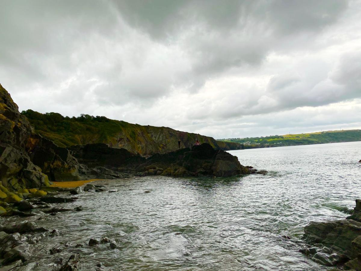 Wild Coastal Retreat At Troed Y Rhiw Aberporth, West Wales Exterior foto
