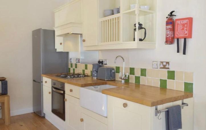 Wild Coastal Retreat At Troed Y Rhiw Aberporth, West Wales Exterior foto